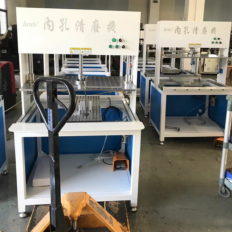 豪瑞斯精密机械平板内孔清废机：革新工业清理新标杆-1